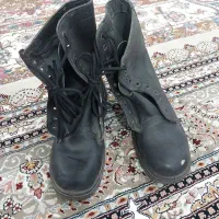یک جفت پوتین ارتشی
