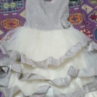 پیراهن دخترانه
