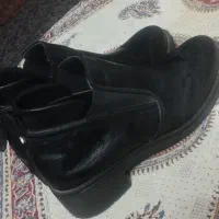 نیم بوت|کیف، کفش، کمربند|کاشان, پایانه مسافربری|دیوار