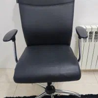 صندلی گردان راحت ایران چرم