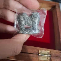 تعدعدی سکه و اشیای عتیقه|کلکسیون سکه، تمبر، اسکناس|شوشتر, |دیوار