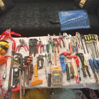 مزایده تعدادی ابزار دستی