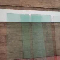شیشه ی بوفه درحدنو