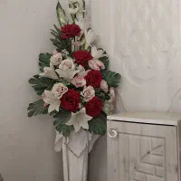 گل مصنوعی وتابلو وان یکاد