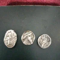 سه عدد سکه نقره