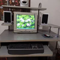 کامپیوتر .ومیز