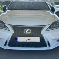 لکسوس is300