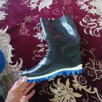 چکمه کار|کیف، کفش، کمربند|خان ببین, |دیوار