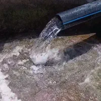 زمین-کشاورزی-با-آب-متور-فراوان-و-مناسب-گلخانه