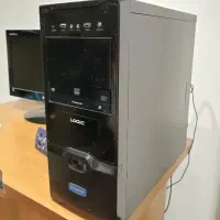 کیس کامپیوتر سالم با لوازم آماده استفاده