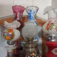 تعدادی چراغ قدیمی .