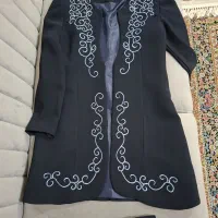 دو دست کت و دامن و یک دست کت و شلوار سایز ۴۰