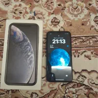 آیفون XR در حد