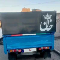 نیسان ۲۰۰۰