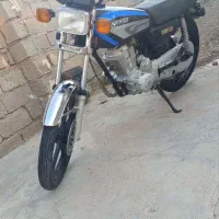 موتورسیکلت ۲۰۰