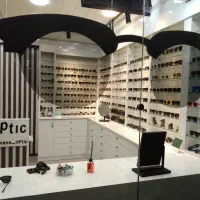 ساخت انواع عینک طبی و آفتابی