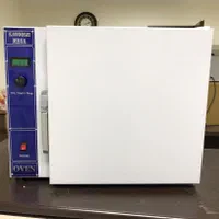 هود آزمایشگاهی،آون انکوباتور سانتریفیوژ اتوکلاو...|پزشکی|تهران, فلسطین (میدان انقلاب)|دیوار