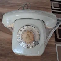 تلفن قدیمی کلکسیونی