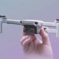 آموزش خلبانی پهپاد (هلی شات)