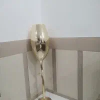 گلدان شیشه ای|گل مصنوعی|تربت جام, میان جام|دیوار