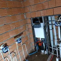 شاگرد علاقه مند(لوله کشی آب فاظلاب -پکیچ رادیاتور)