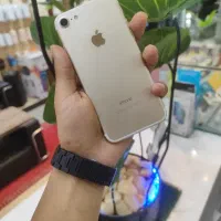 آیفون 7