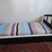 تخت یک نفره