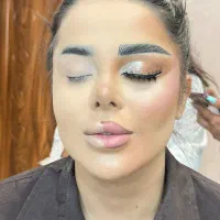 آموزش میکاپ و شنیون
