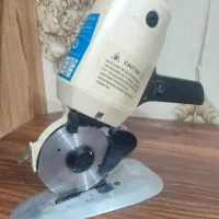 قیچی برقی هشت پر