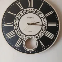 ساعت لوتوس