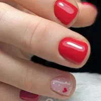کاشت ناخن رایگان|خدمات آرایشگری و زیبایی|اصفهان, تخت فولاد|دیوار