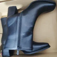 نیم بوت نو نو|کیف، کفش، کمربند|هشتگرد, شهرک راه آهن|دیوار