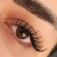 استخدام مژه کارحرفه ای