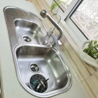 گاز شیشه‌ای رومیزی و سینک ایتالیایی در حد نو|اجاق گاز و لوازم برقی پخت‌وپز|سمنان, |دیوار