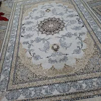 دوعدد فرش ۹ متری نو فقط از پلاستیک فقط عکس گرفتم