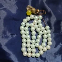مروارید صدفی سفید
