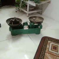 ترازوی نوستالژی.بسیارقدیمی ودقیق