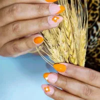 کاشت ناخن|خدمات آرایشگری و زیبایی|رشت, شالکو|دیوار