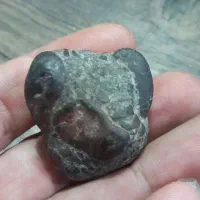 سنگ اسیاب سنگ دعا|کلکسیون اشیاء عتیقه|قدس, شهر‌قدس|دیوار