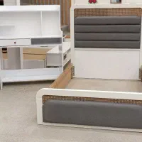 تحت خواب ومیز تحریر