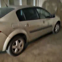 رنو مگان ۲۰۰۶