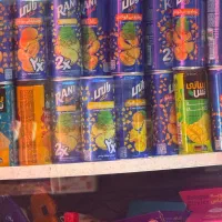 نیروی کار سوپر مارکت شیفت شب