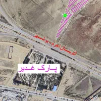 زمین چغادک ۲۰۰ متری