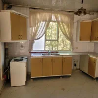 یکدست کابینت در حد نو تمام  متعلقات