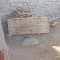درب خانه قدیمی تقریبا مال ۶۰سال پیشه