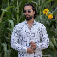 پیراهن|لباس|اراک, |دیوار