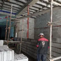 والپست کار، بنا ، کارگر ساده