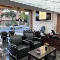 استخدام مشاور املاک اقا و خانم