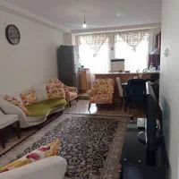 فروش آپارتمان ۷۲ متری ۲ خوابه طبقه ۱ پارکینک سندی|فروش آپارتمان|کرج, اصفهانی‌ها|دیوار