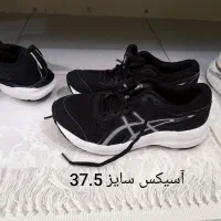 کتونی(کفش) خارجی|کیف، کفش، کمربند|نهاوند, |دیوار